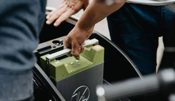 Kwik Kar Auto Care Service - Battery Replacement